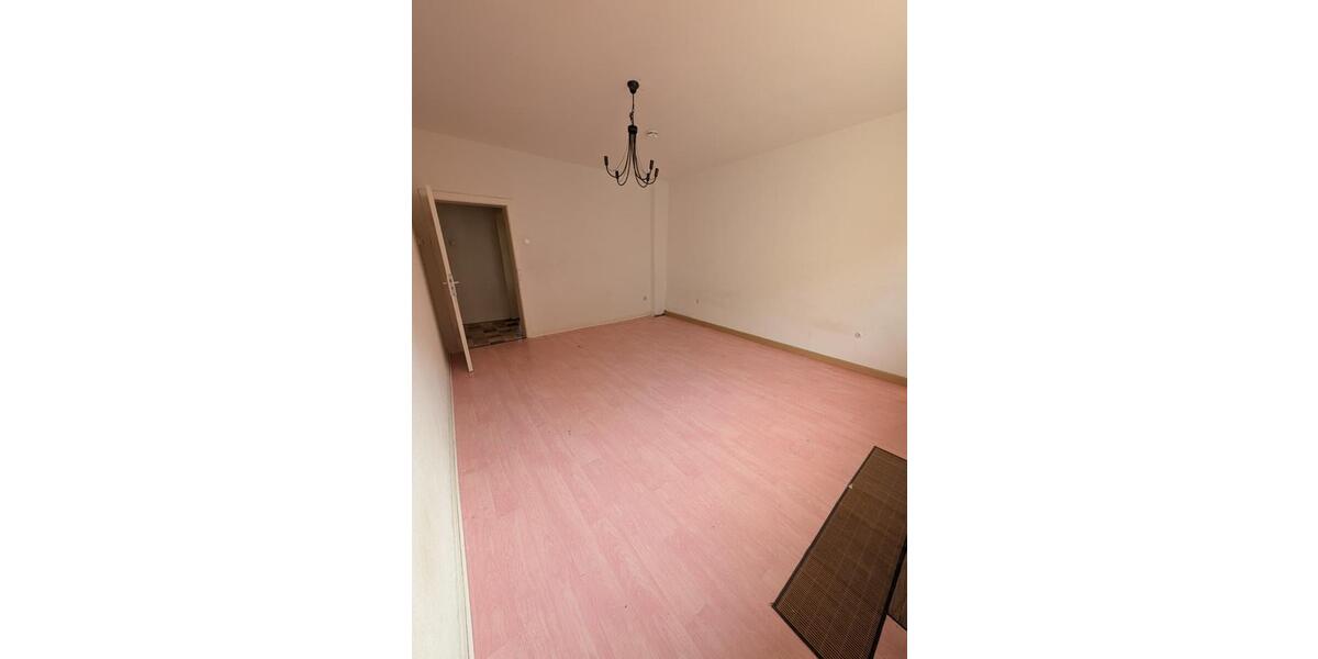 Etagenwohnung Essen Frillendorf - 2 Zimmer, 70 m&sup2;, 440&euro; | Angebot:25870117
