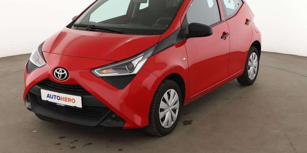 Toyota Aygo 49.625 km 9.790 &euro; Essen 45141