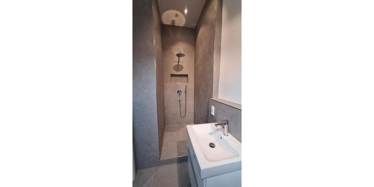 Etagenwohnung Solingen Aufderhöhe - 2 Zimmer, 55 m&sup2;, 1.110&euro; | Angebot:26560447