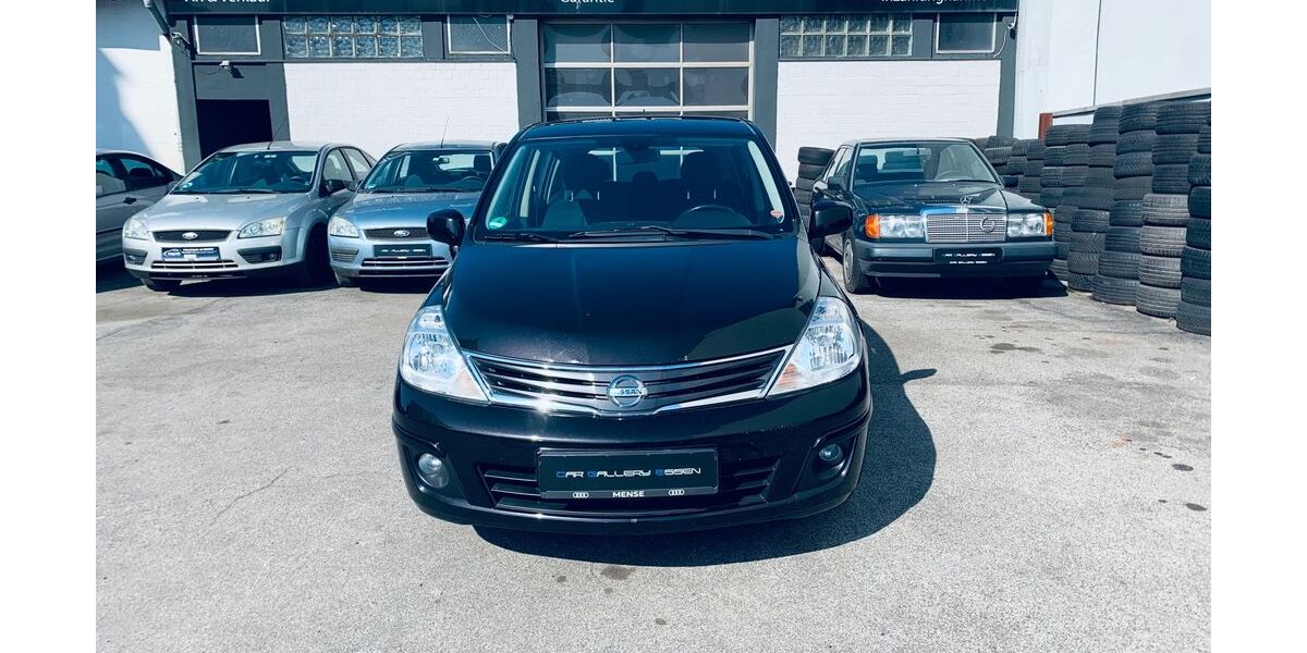Nissan Tiida 169.000 km 2.690 &euro; Essen 45127