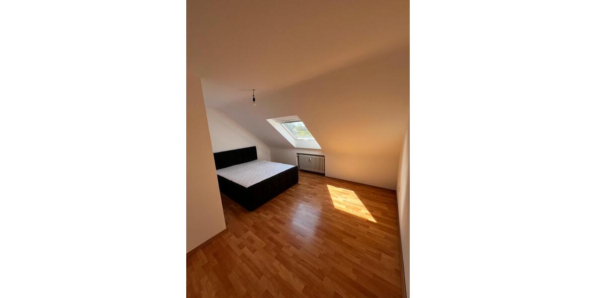 Dachgeschoßwohnung Wuppertal Cronenberg - 3 Zimmer, 64 m&sup2;, 520&euro; | Angebot:26636768