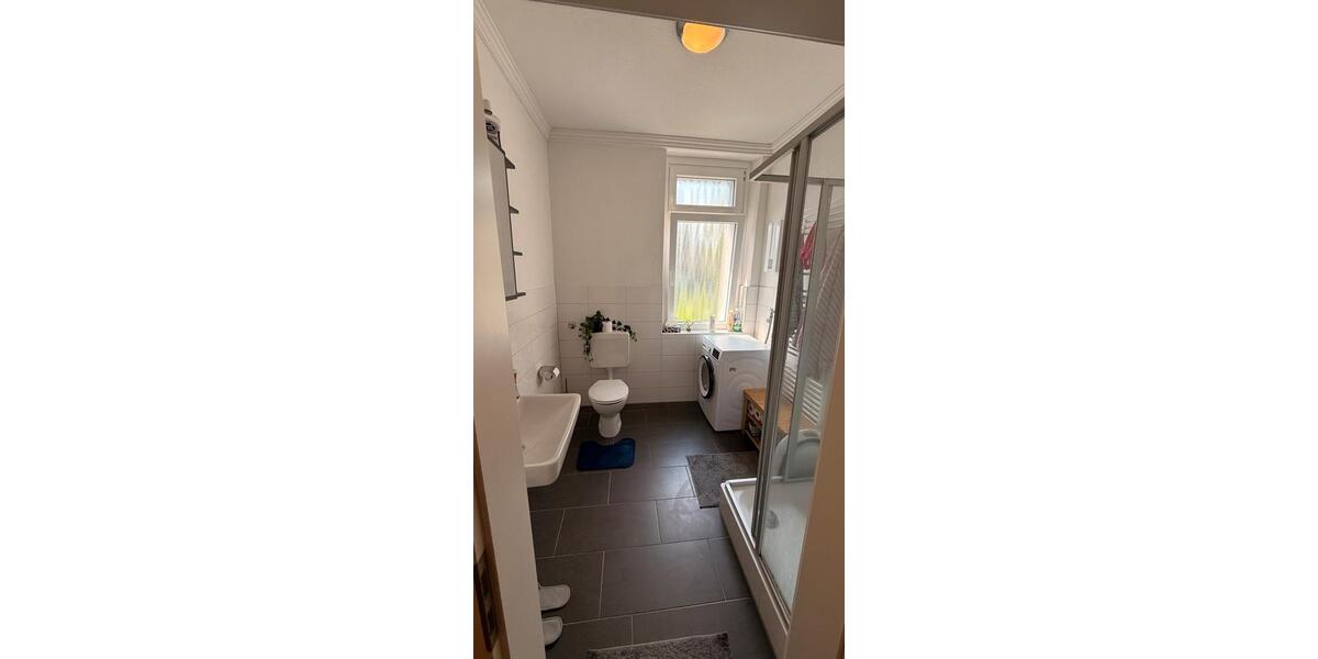 Etagenwohnung Essen Stadtbezirk VI - 2 Zimmer, 65 m&sup2;, 842&euro; | Angebot:26506425
