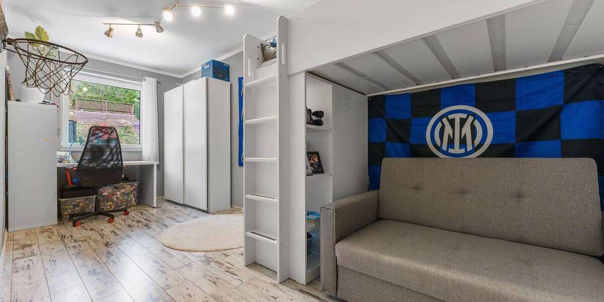 Reihenendhaus Remscheid Nord - 5 Zimmer, 157 m&sup2;, 549.000&euro; | Angebot:25957801