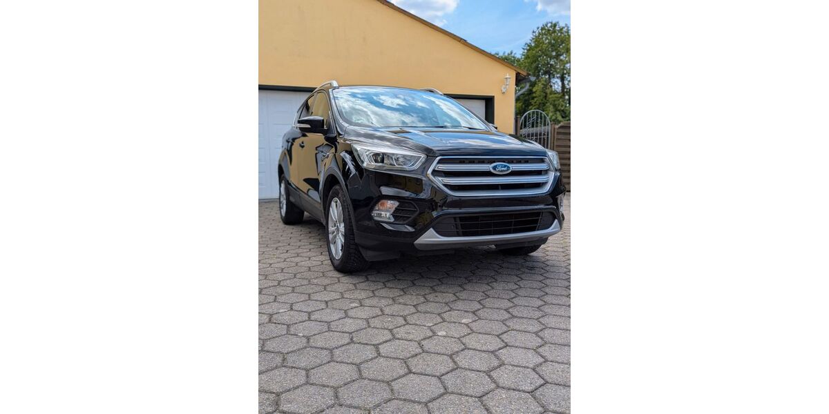 Ford Kuga 75.000 km 13.650 &euro; Bochum 44795