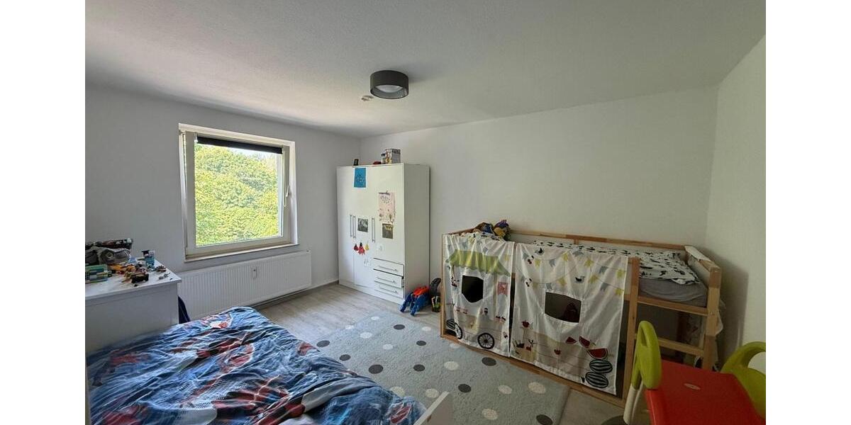 Etagenwohnung Velbert Langenberg - 4 Zimmer, 95 m&sup2;, 700&euro; | Angebot:25893203