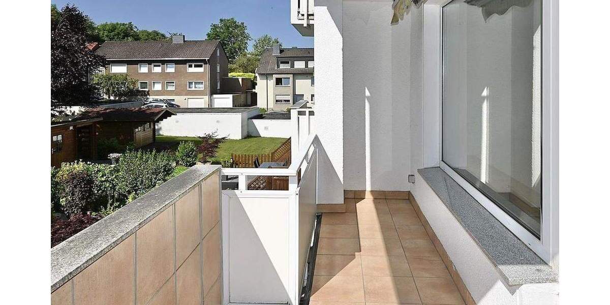 Etagenwohnung Bochum Harpen - 3 Zimmer, 77 m&sup2;, 155.000&euro; | Angebot:25782532