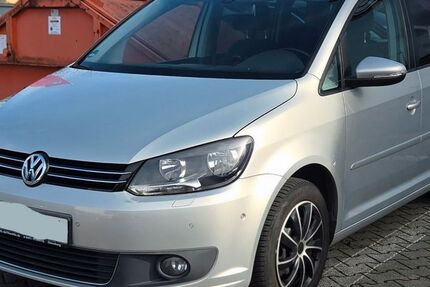 VW Touran 205.203 km 6.199 &euro; Monheim 40789