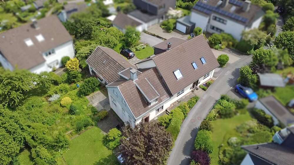 Einfamilienhaus Wuppertal Gemarkung Barmen - 10 Zimmer, 234 m&sup2;, 590.000&euro; | Angebot:27103420