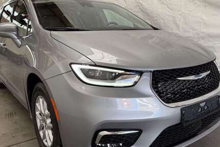 Chrysler Pacifica 56.000 km 24.940 &euro; Düsseldorf 40589