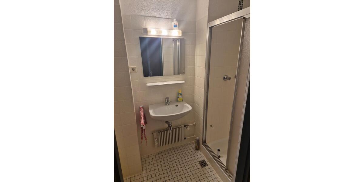 Etagenwohnung Solingen Ohligs - 2 Zimmer, 66 m&sup2;, 600&euro; | Angebot:25591790