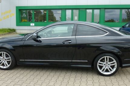 Mercedes-Benz C 180 242.000 km 6.999 &euro; Essen 45144