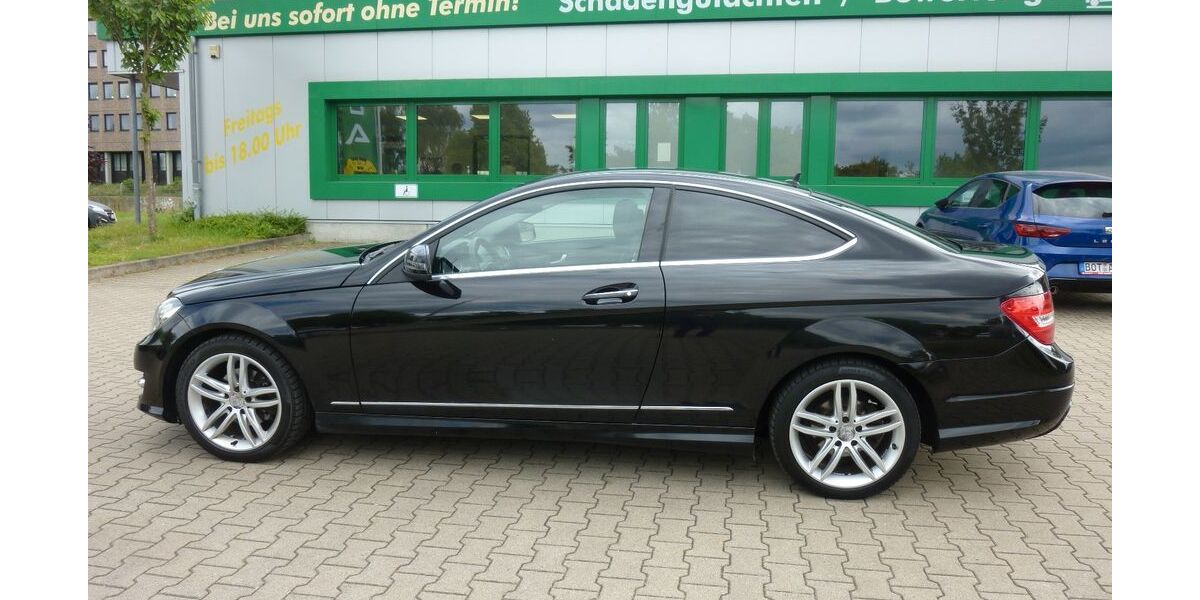 Mercedes-Benz C 180 242.000 km 6.999 &euro; Essen 45144