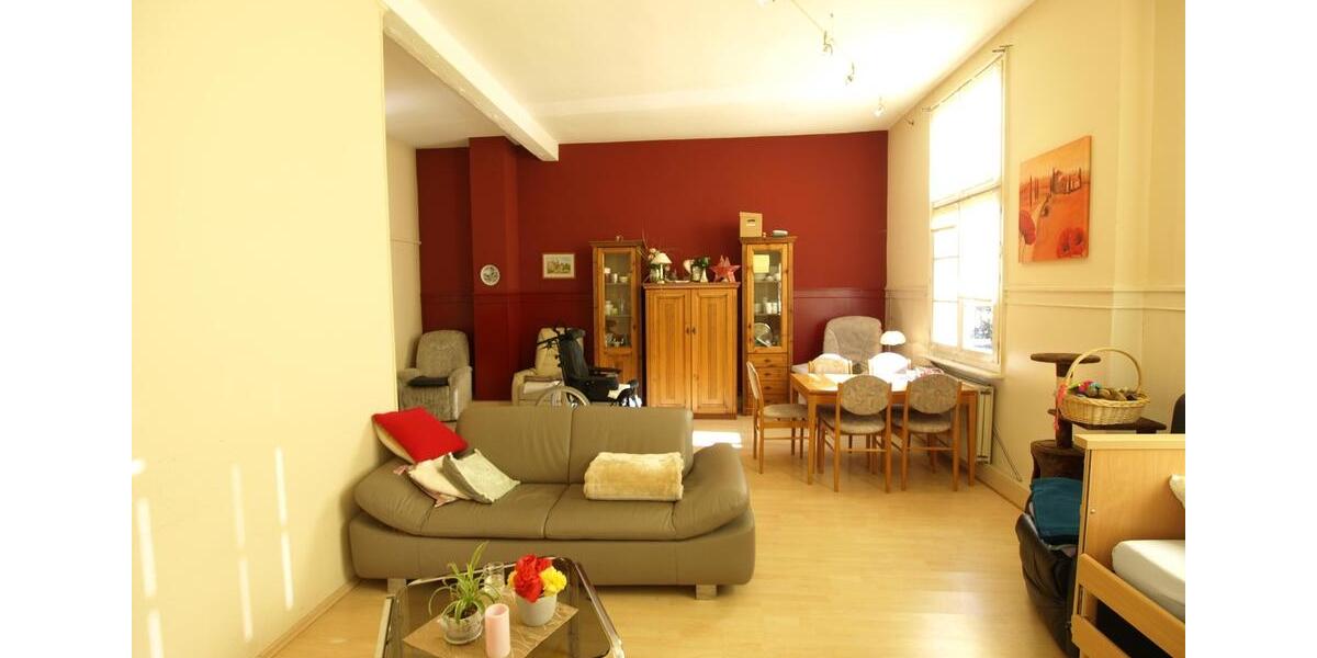 Einfamilienhaus Wermelskirchen - 16 Zimmer, 350 m&sup2;, 3.000&euro; | Angebot:26495527