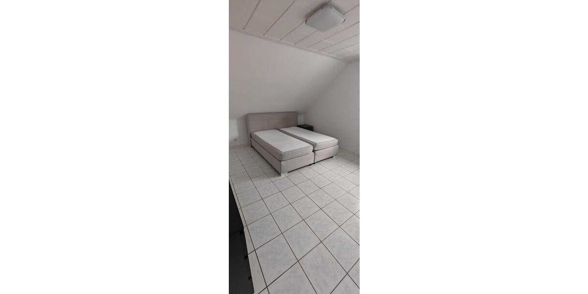 Dachgeschoßwohnung Gevelsberg - 2 Zimmer, 58 m&sup2;, 500&euro; | Angebot:26489867