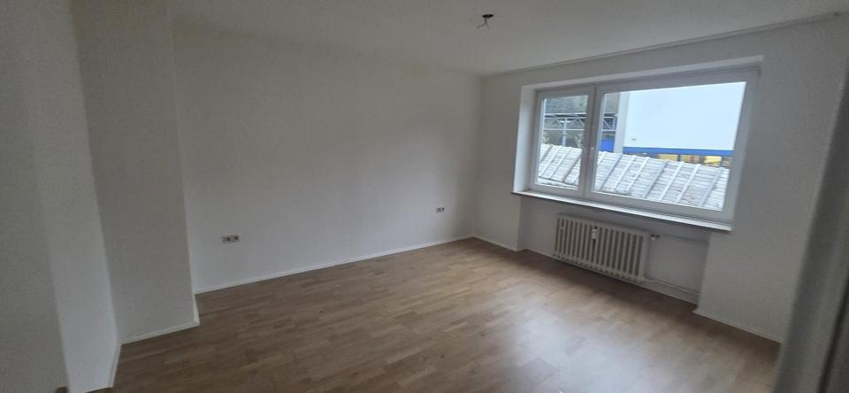 Etagenwohnung Wuppertal Elberfeld - 3 Zimmer, 80 m&sup2;, 630&euro; | Angebot:26041760