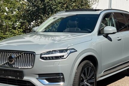 Volvo XC90 118.000 km 41.840 &euro; Düsseldorf 40468