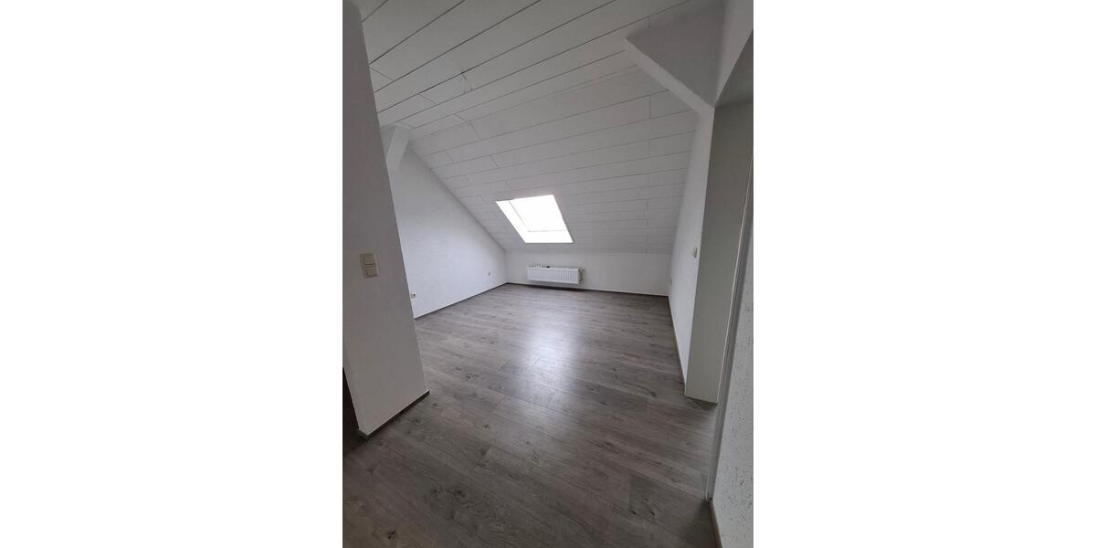 Dachgeschoßwohnung Hagen Dahl - 2.5 Zimmer, 69 m&sup2;, 520&euro; | Angebot:25538422