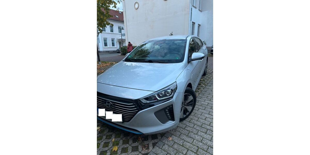 Hyundai IONIQ 60.000 km 14.700 &euro; Solingen 42697