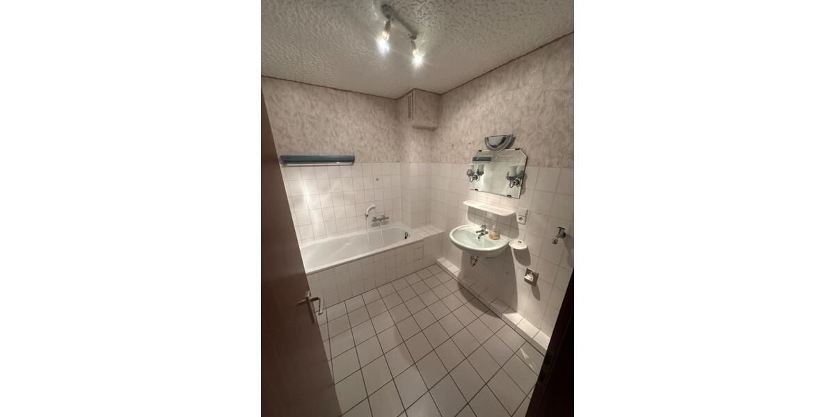 Etagenwohnung Wuppertal Dornap - 2 Zimmer, 65 m&sup2;, 545&euro; | Angebot:25478942