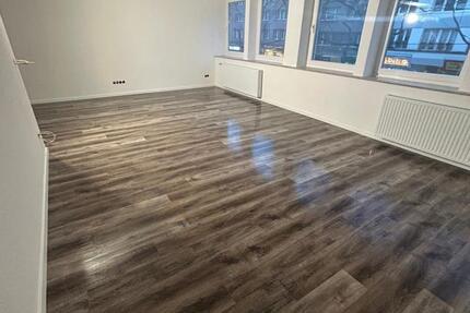 Wohnung Mülheim an der Ruhr - 3 Zimmer, 112 m&sup2;, 950&euro; | Angebot:25956684