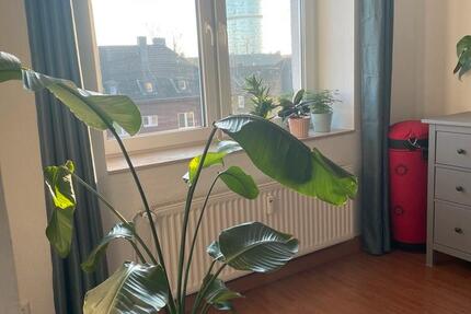 Wohnung Bochum Wiemelhausen - 3 Zimmer, 90 m&sup2;, 1.100&euro; | Angebot:26604529