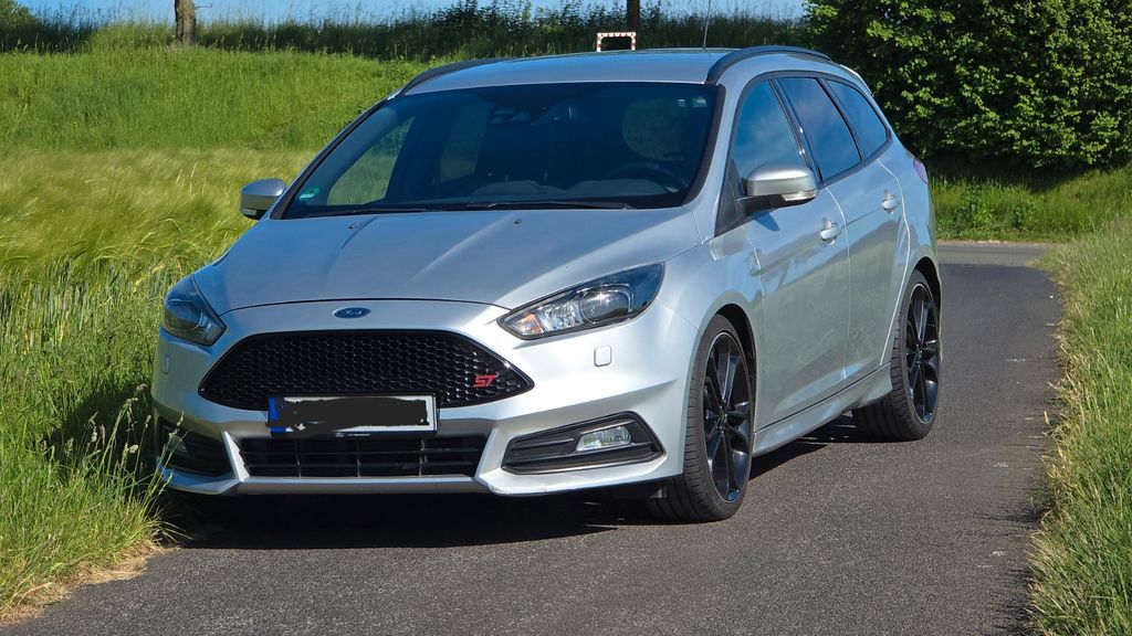 Ford Focus 161.100 km 9.500 &euro; Mettmann 40822