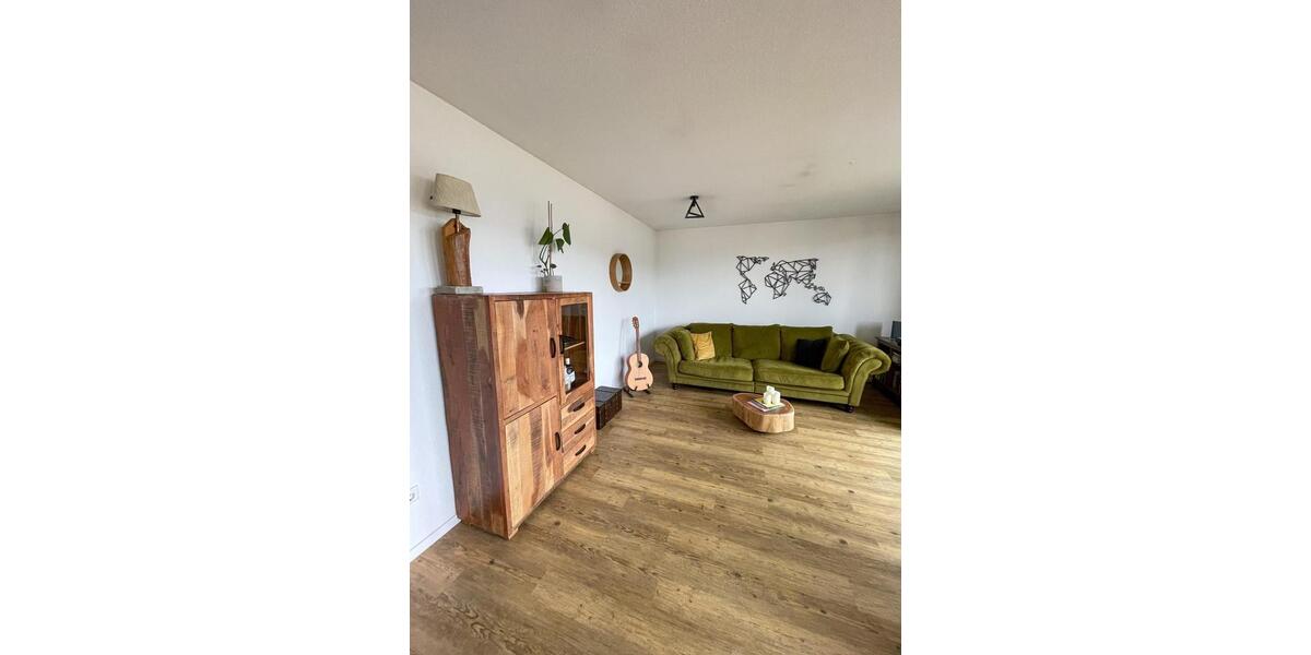 Dachgeschoßwohnung Düsseldorf Stadtbezirk 6 - 2 Zimmer, 65 m&sup2;, 1.350&euro; | Angebot:25995424