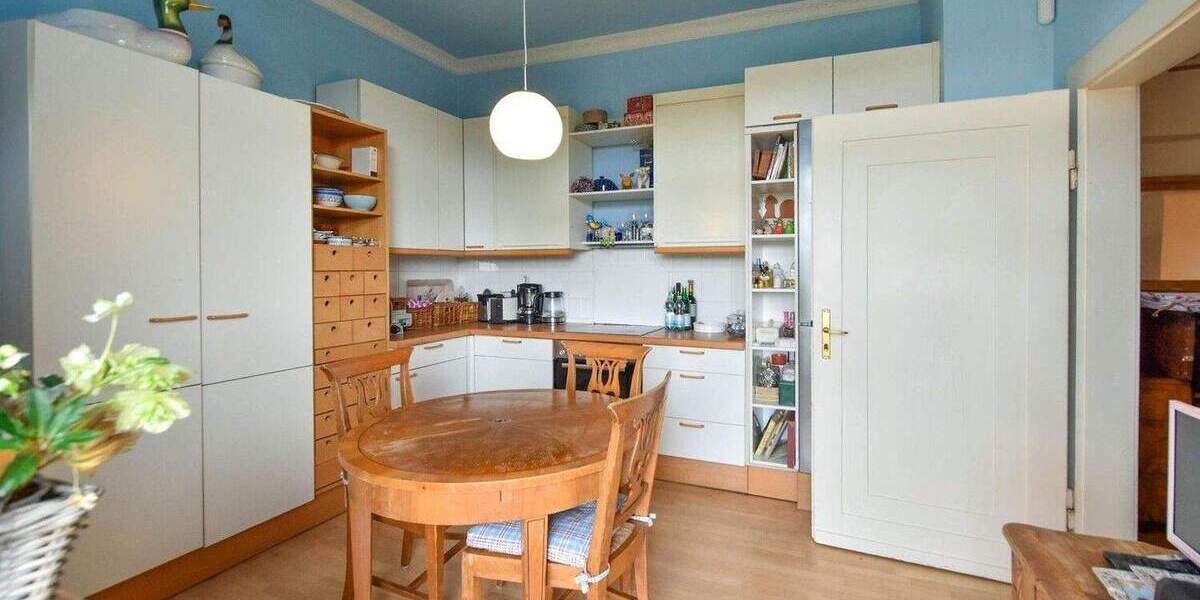 Etagenwohnung Essen / Stadtwald Stadtwald - 4 Zimmer, 135 m&sup2;, 695.000&euro; | Angebot:25731609