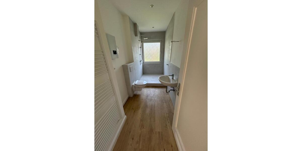 Etagenwohnung Wuppertal Sedansberg - 2 Zimmer, 61 m&sup2;, 600&euro; | Angebot:25887568