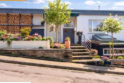 Haus Wermelskirchen - 4 Zimmer, 119 m&sup2;, 395.000&euro; | Angebot:25292540