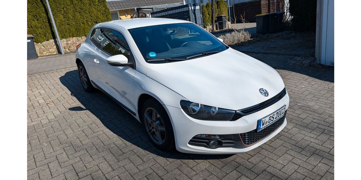 VW Scirocco 113.500 km 7.599 &euro; Wuppertal 42279