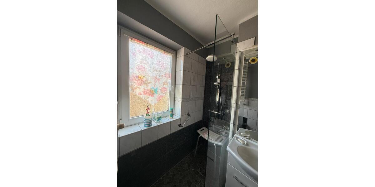 Etagenwohnung Essen Stadtbezirk IV - 2.5 Zimmer, 63 m&sup2;, 135.000&euro; | Angebot:25292803