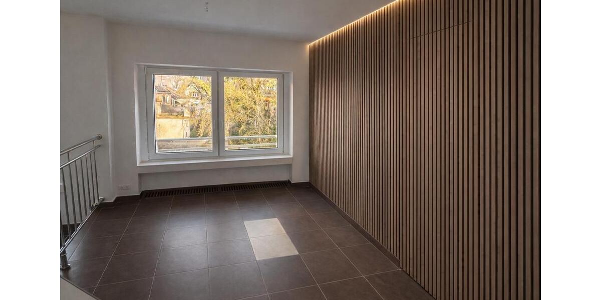 Etagenwohnung Wuppertal - 2 Zimmer, 76 m&sup2;, 760&euro; | Angebot:25720441