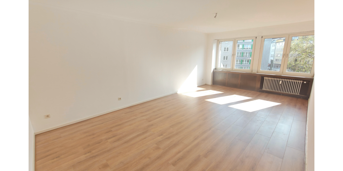 Etagenwohnung Düsseldorf Stadtmitte - 3 Zimmer, 86 m&sup2;, 1.035&euro; | Angebot:26785406