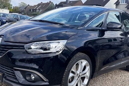 Renault Scenic 99.000 km 8.499 &euro; Essen 45355