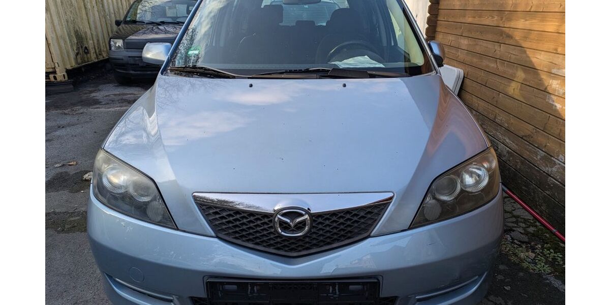 Mazda 2 144.000 km 1.999 &euro; Essen 45359