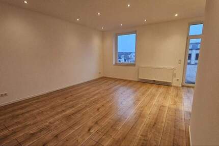 Wohnung Düsseldorf Bilk - 3 Zimmer, 82 m&sup2;, 390.000&euro; | Angebot:25799478