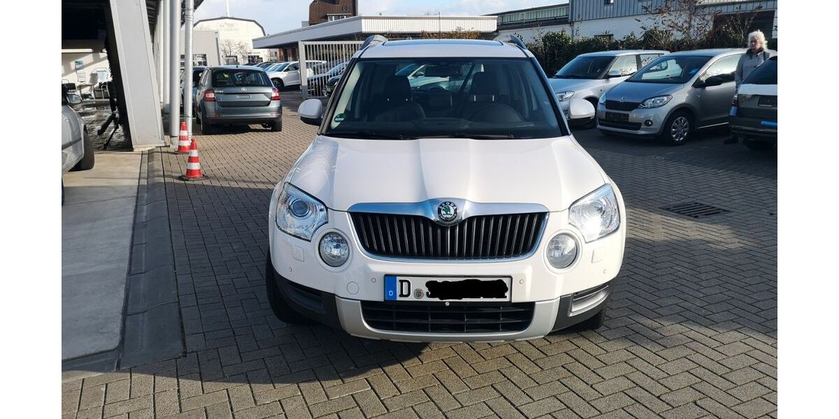 Skoda Yeti 73.000 km 12.900 &euro; Düsseldorf 40625