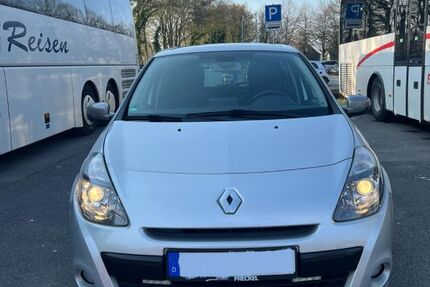 Renault Clio 111.200 km 4.490 &euro; Velbert 42549