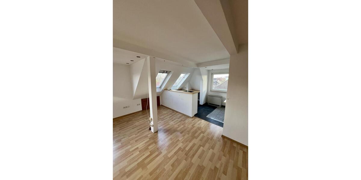 Dachgeschoßwohnung Gelsenkirchen Gelsenkirchen-Mitte - 2.5 Zimmer, 44 m&sup2;, 390&euro; | Angebot:25718756