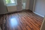 Erdgeschoßwohnung Hattingen - 4 Zimmer, 72 m&sup2;, 410&euro; | Angebot:26468269