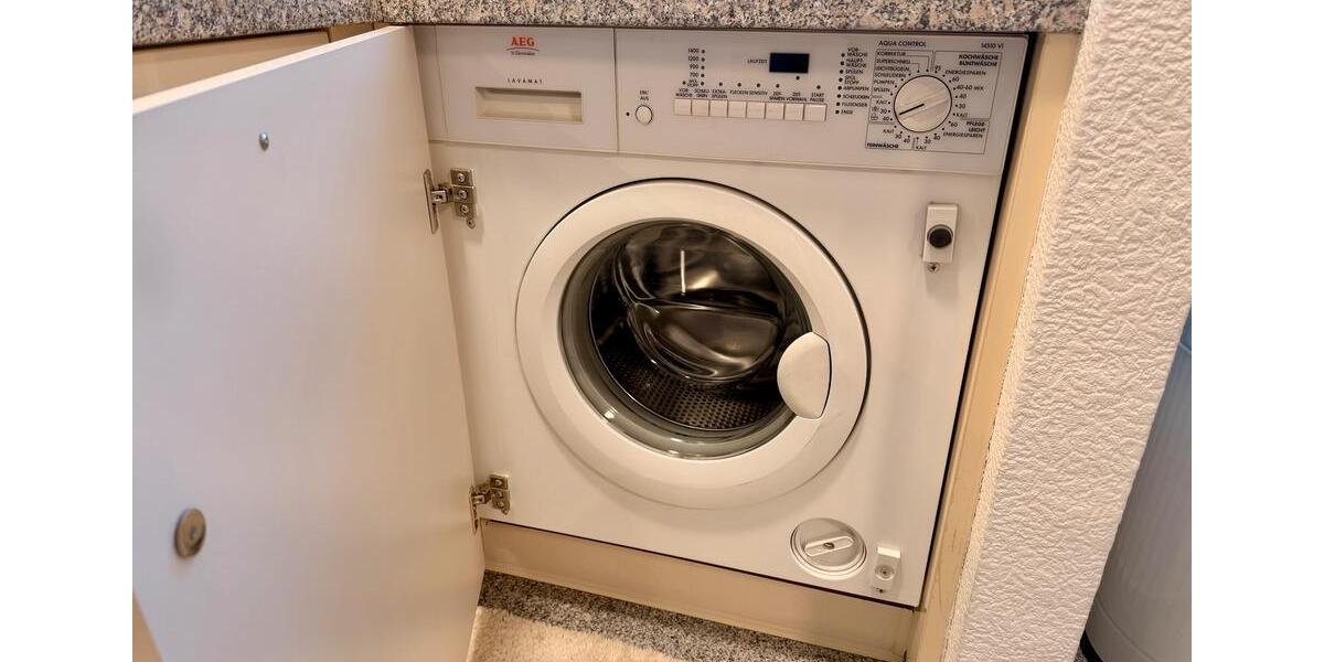 Etagenwohnung Düsseldorf Stadtbezirk 8 - 2 Zimmer, 51 m&sup2;, 1.000&euro; | Angebot:25304057