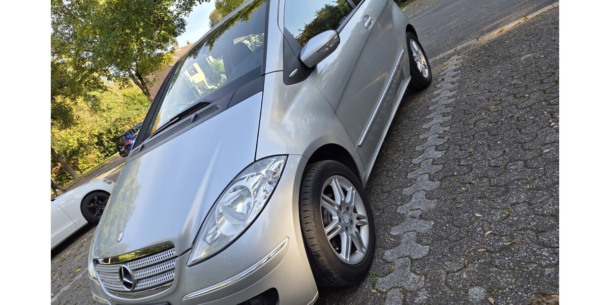 Mercedes-Benz A 200 99.000 km 4.500 &euro; Bochum 44787
