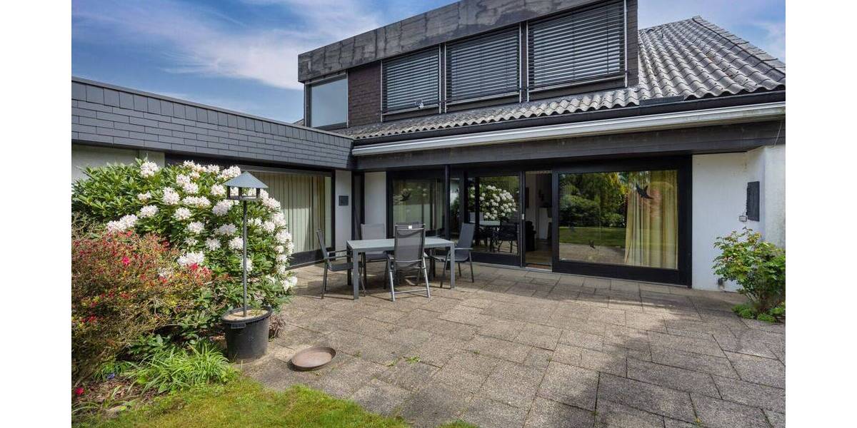 Einfamilienhaus Wuppertal Ronsdorf - 7 Zimmer, 230 m&sup2;, 670.000&euro; | Angebot:26656752