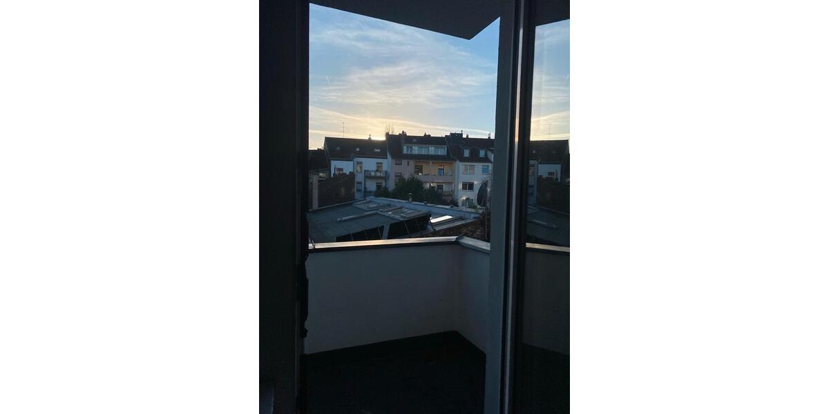 Etagenwohnung Düsseldorf Oberbilk - 2 Zimmer, 45 m&sup2;, 875&euro; | Angebot:26504017