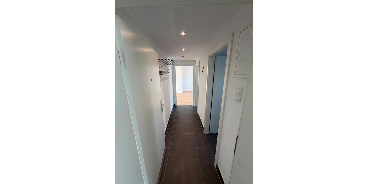 Dachgeschoßwohnung Remscheid - 2.5 Zimmer, 55 m&sup2;, 608&euro; | Angebot:26521339
