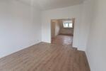 Etagenwohnung Essen Stadtbezirk VII - 4 Zimmer, 110 m&sup2;, 800&euro; | Angebot:26536535