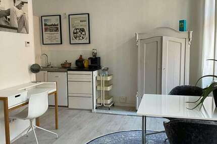 Zimmer Düsseldorf Derendorf - 1 Zimmer, 850&euro; | Angebot:25761190