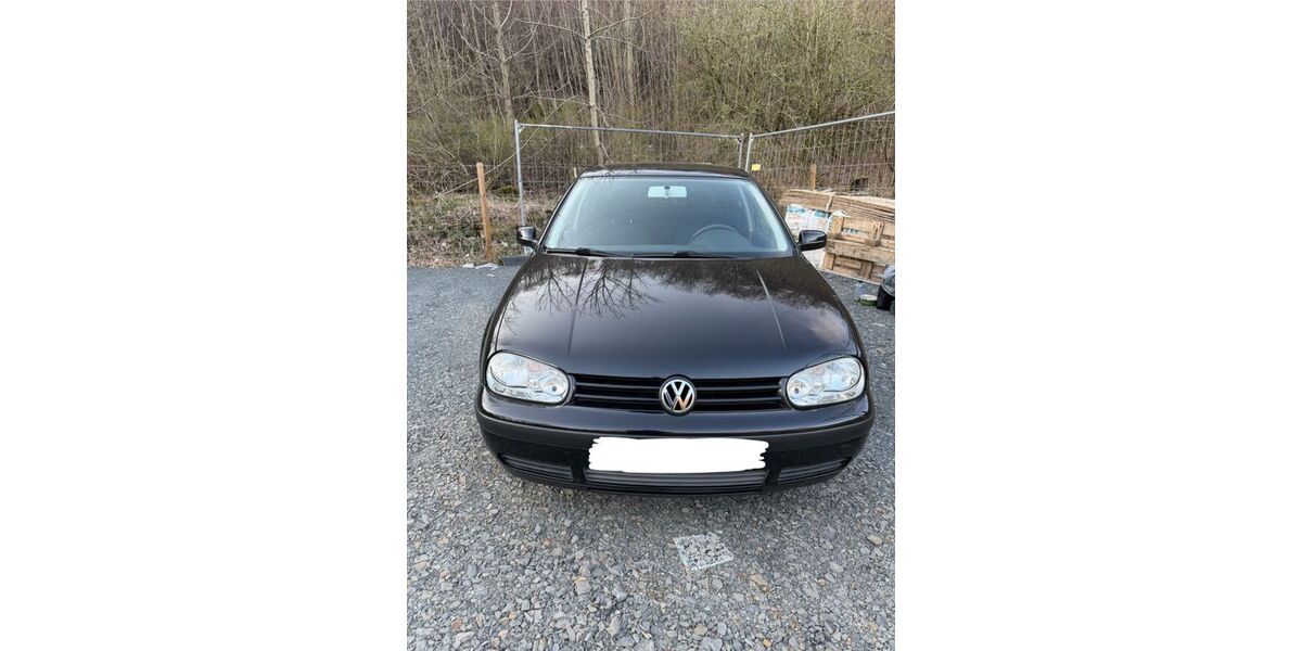 VW Golf 90.000 km 4.300 &euro; Wermelskirchen 42929