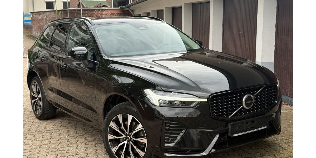 Volvo XC60 93.000 km 32.840 &euro; Düsseldorf 40468